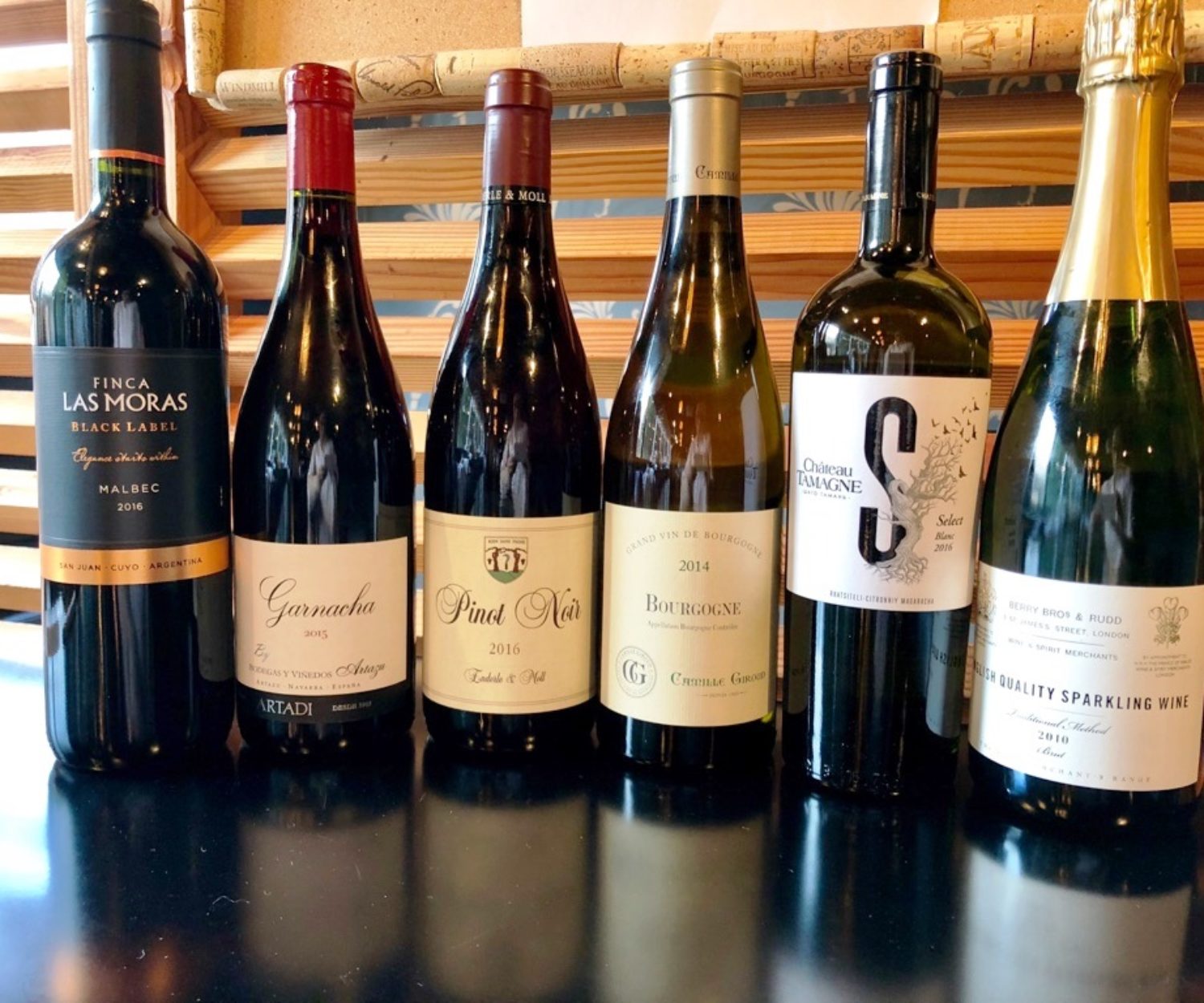 ワールドカップ出場国のおすすめワインたち